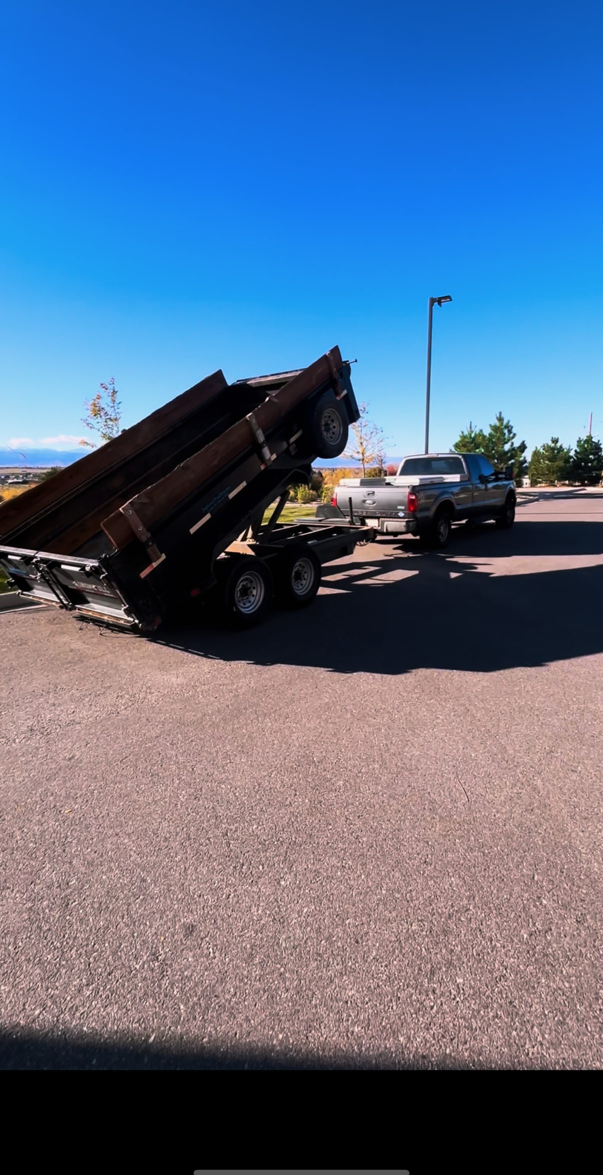 Bed up, load dropped — ready for the next job